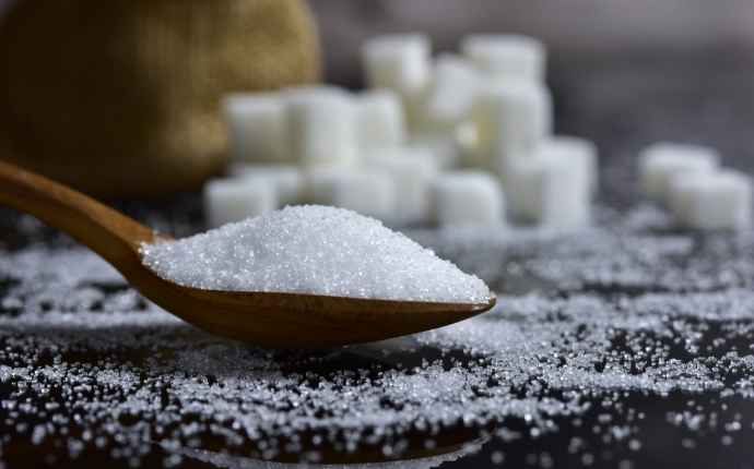 Hvad består sukker af?